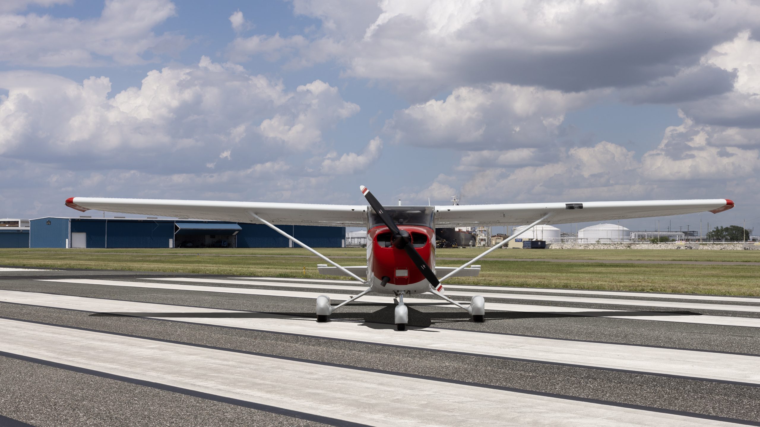 N3552C_front_sky2