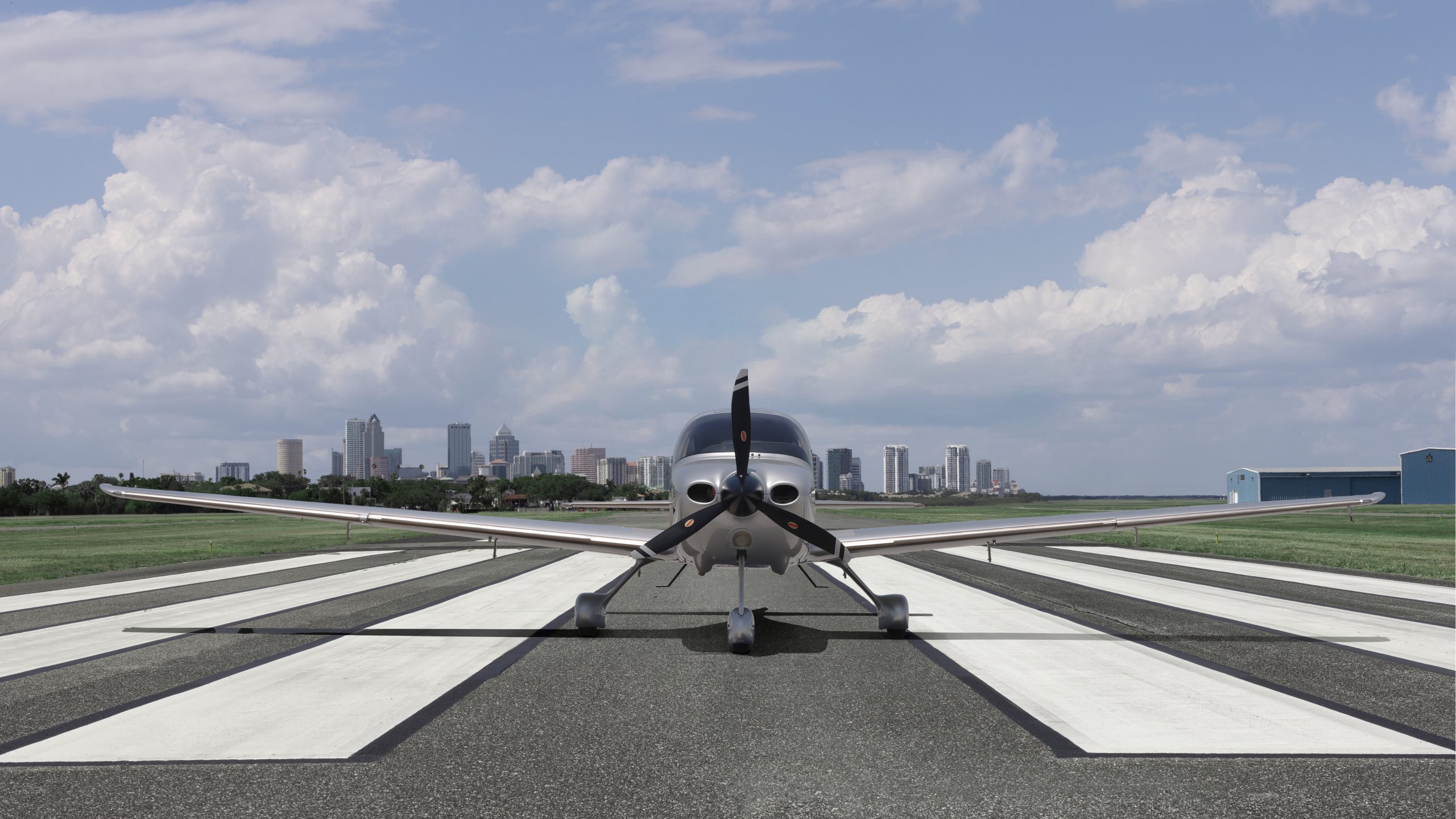 N87BL_front_sky2